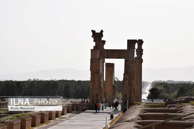 تخت جمشید در نوروز 1400