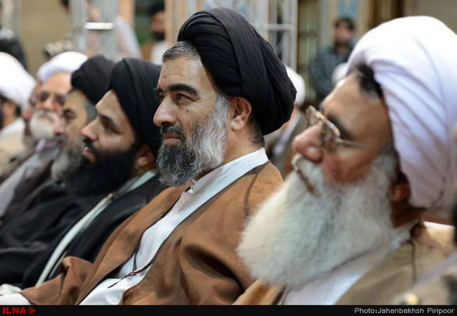 نشست انجمن علمی ارتباطات وتبلیغ حوزه علمیه با حضورآیت الله مکارم شیر