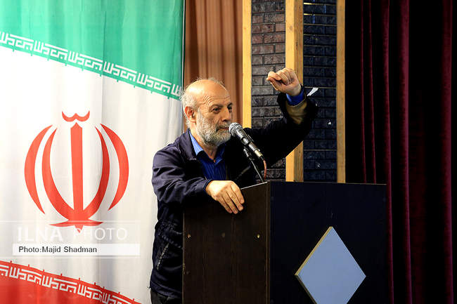 چهارمین روز مراسم گرامیداشت دهه فجر انقلاب اسلامی 