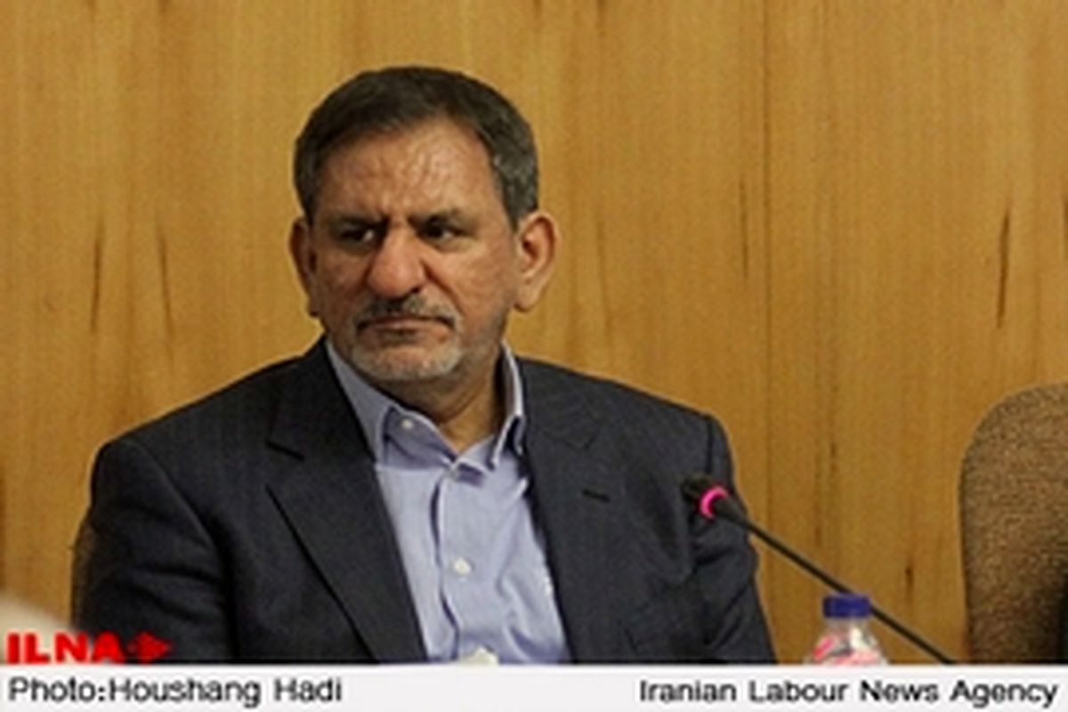 مناطق آزاد باید کانونی برای جذب سرمایه‌گذاران خارجی باشد