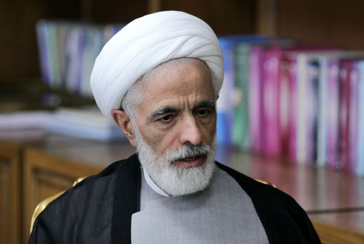 معاون حقوقی رئیس‌جمهور به امین‌زاده تسلیت گفت