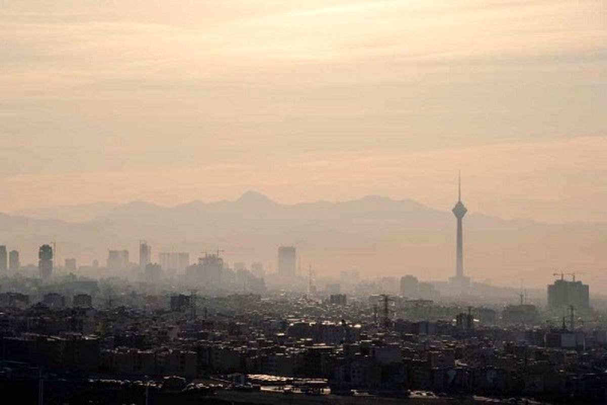 تداوم وضعیت ناسالم هوای تهران برای گروه‌های حساس 