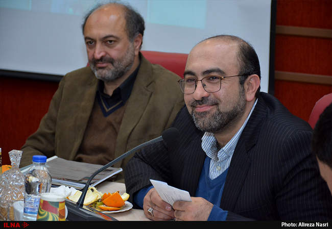 نشست خبری استاندار قزوین به مناسبت چهل سالگی انقلاب