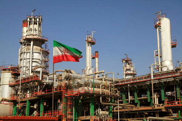 پویایی صنعت پالایش؛ در شرایط ۴۴ سال تحریم‌/ تغییر مسیر از سوخت‌محوری به سودمحوری