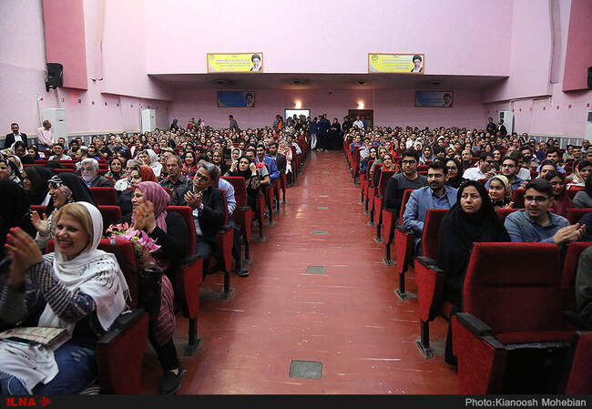 عکس‌های اکران افتتاحیه فیلم سینمایی "پینوکیو،‌ عاموسردار و رئیسعلی" در بوشهر