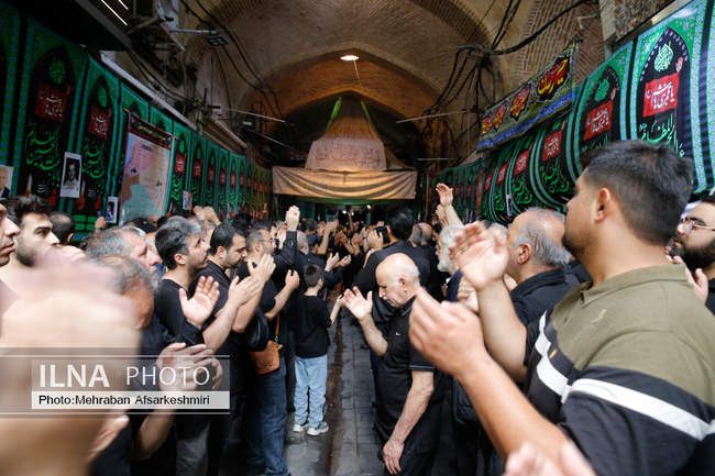 مراسم خیمه‌سوزان ظهر عاشورا در چهارراه گلوبندک تهران /2