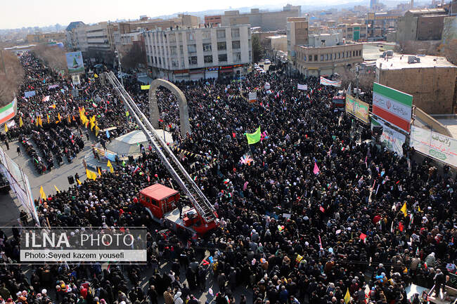 راهپیمایی یوم الله ۲۲ بهمن در تبریز