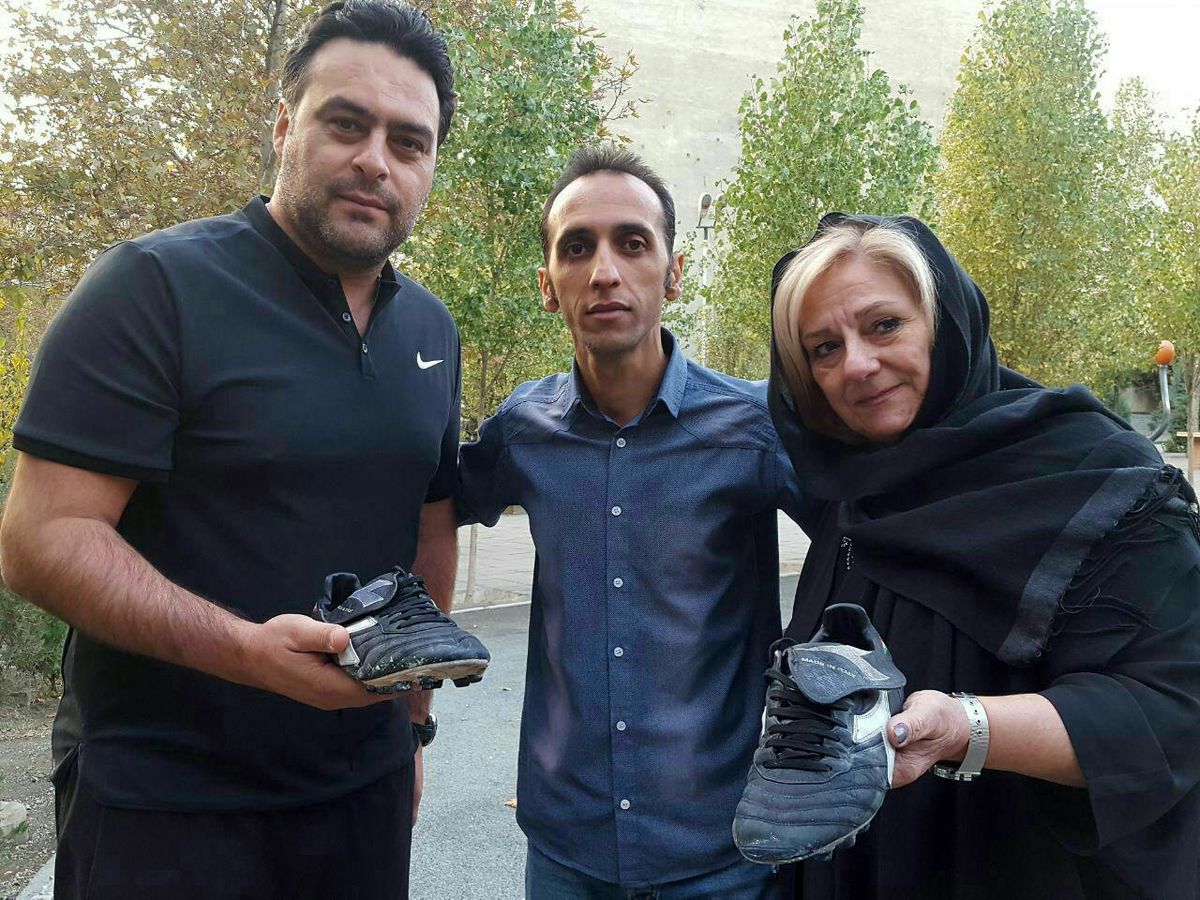 حراج استوک‌های مرحوم ناصر حجازی به سود زلزله‌زدگان؛بالاترین پیشنهاد 44 میلیون