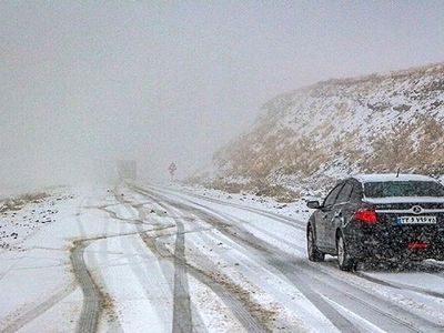 ضرورت آمادگی کامل خودروها با توجه به کولاک در گردنه‌های استان