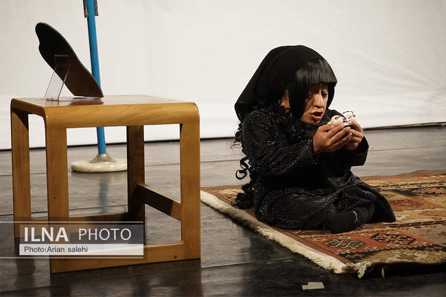 نمایش «اگر ستاره بودم»