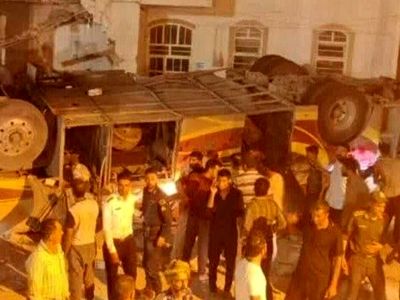 واژگونی اتوبوس حامل زائران پاکستانی در یزد/تشریح علت حادثه 