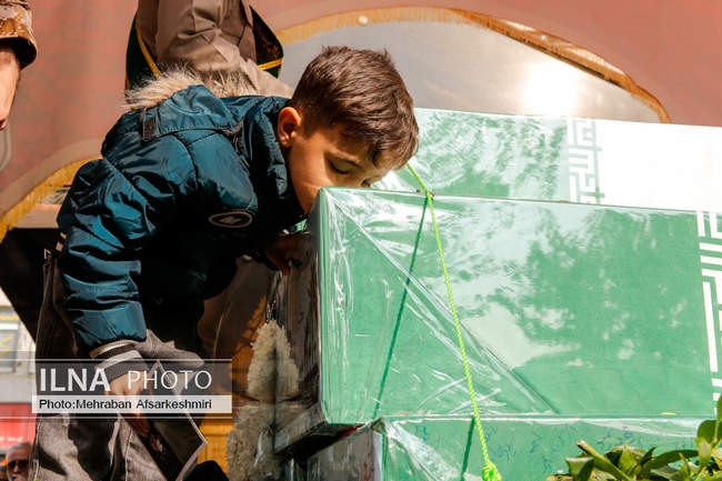 تشییع ۱۰۰ شهید گمنام دفاع مقدس