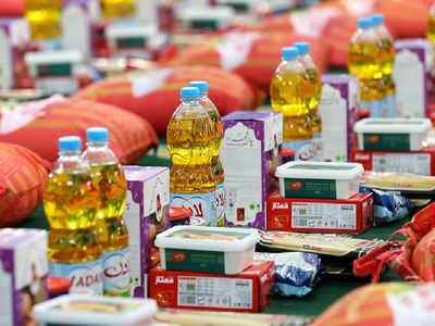 توزیع بیش از ۵۰۰ بسته معیشتی بین کارگران گلستانی 