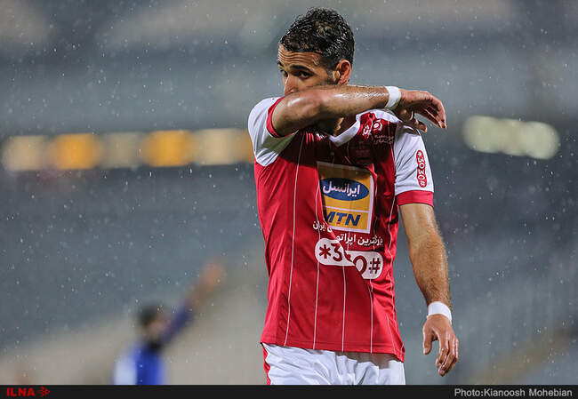 دیدار تیم های فوتبال پرسپولیس تهران و استقلال خوزستان