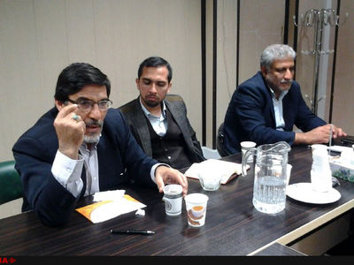 سیاست تنش‌زدایی در دستور کار دولت مهندس بازرگان قرار داشت