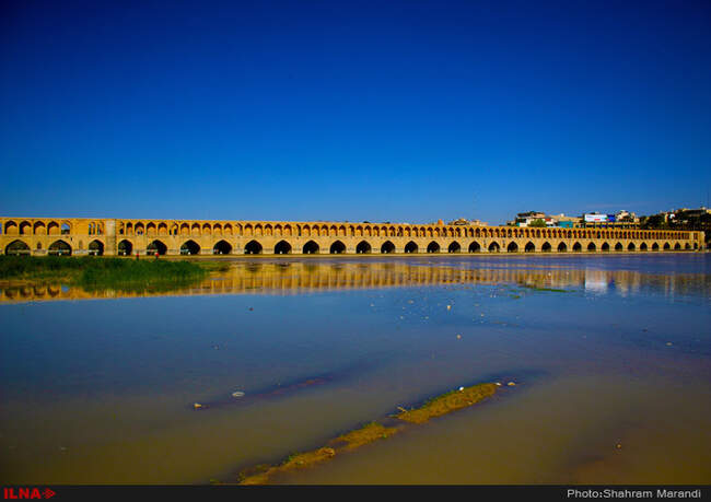 زاینده رود جاری شد
