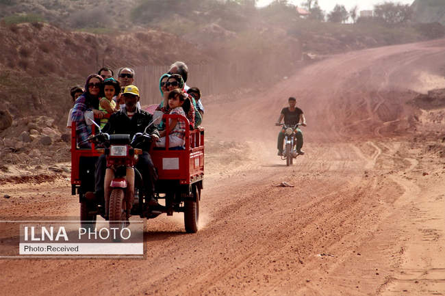 جزیره هرمز، سرزمین رنگ‌ها