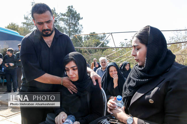 تشییع پیکر حسین حبیبی فعال پیشکسوت کارگری 