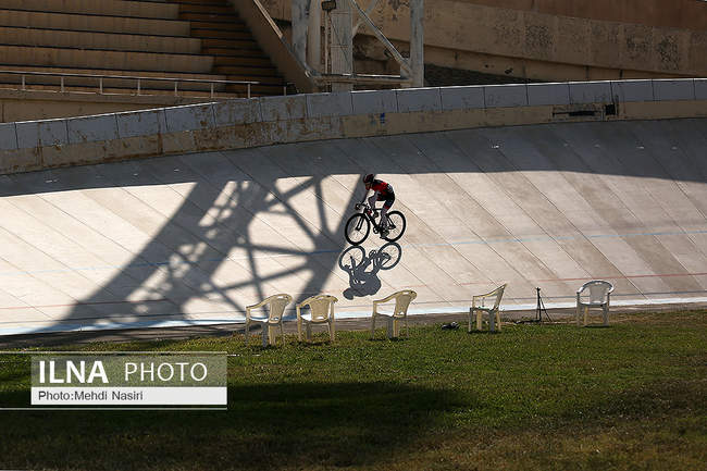مسابقات لیگ برتر دوچرخه‌سواری پیست سرعت بانوان