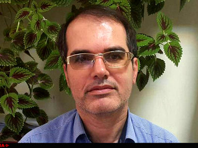 ماکرون با چالش تشکیل کابینه روبه‌رو می‌شود/ لوپن، برهم زننده نظم اتحادیه اروپایی/ فرگزیت دور از ذهن نیست