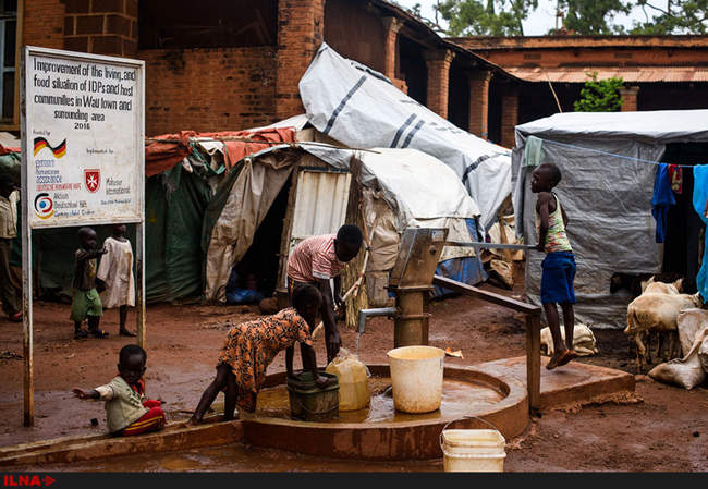 زندگی در اردوگاه محاصره شده توسط سیم خاردار در جنوب سودان