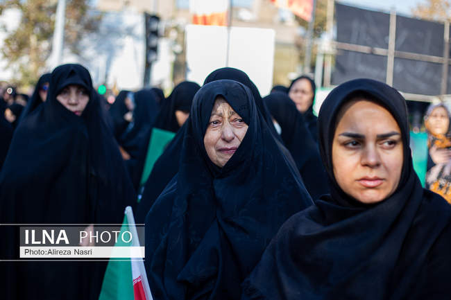 تشییع هشت لاله زهرایی در قزوین