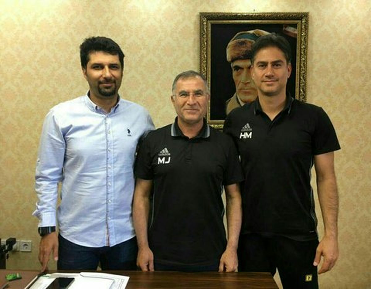 حسینی از کادرفنی پیکان کنار رفت