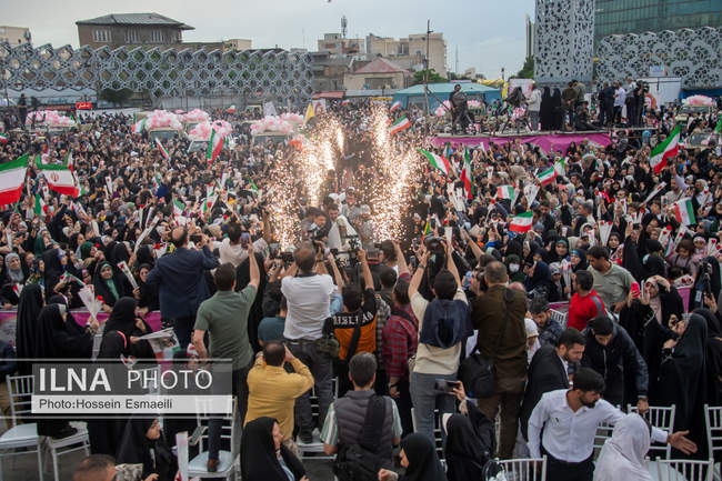  برگزاری جشن ازدواج ۱۰۰۰زوج جان فدا در تهران 