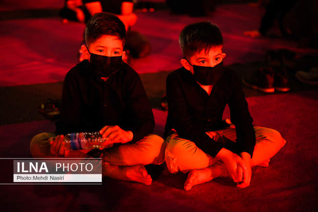 عزاداری شب پنجم محرم در میدان فلسطین تهران
