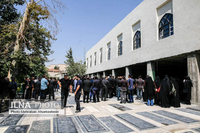 تشییع پیکر «احمد توکلی»