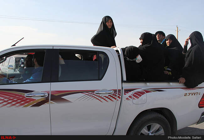 راهپیمایی زائران اربعین حسینی از خط مرزی مهران به سمت کربلا/3
