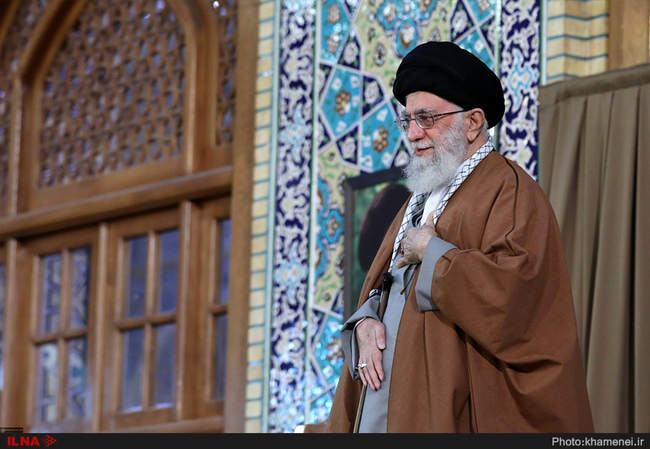 حضور و سخنرانی رهبر انقلاب در اجتماع زائران و مجاوران حرم مطهر رضوی