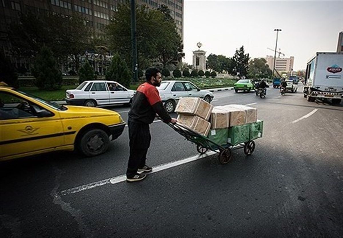 معوقات مزدی کارگران حمل و نقل بار و مسافر یاسوج همچنان ادامه دارد