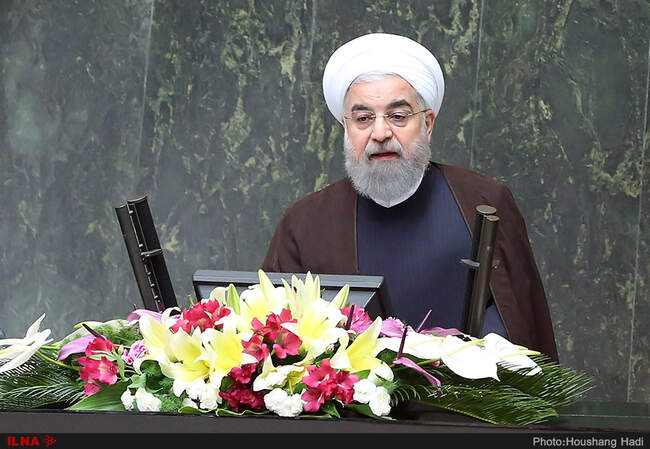 از خوش‌وبش نمایندگان با وزرا تا تجمع در جایگاه هیات رئیسه