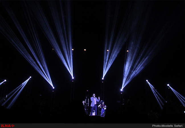 اولین کنسرت اختصاصی حامد همایون برای اصحاب رسانه در ایوان شمس