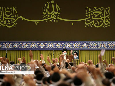 دیدار جمعی از بسیجیان با رهبر انقلاب