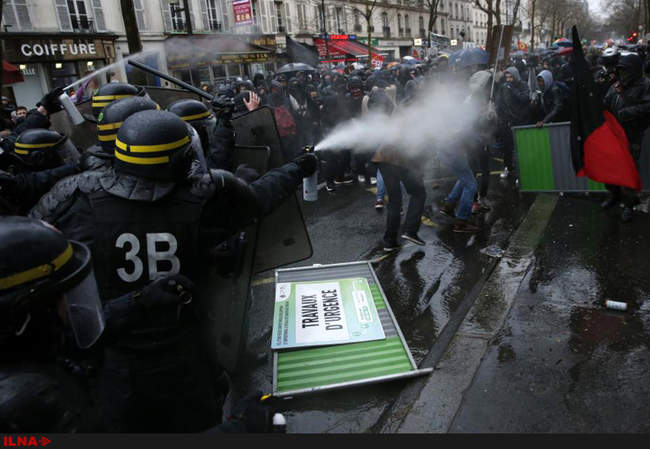 درگیری پلیس و دانشجویان فرانسوی معترض به قانون کار در پاریس 