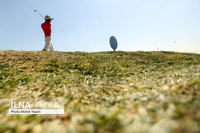 مسابقات کشوری گلف بزرگسالان (گزارش تصویری)