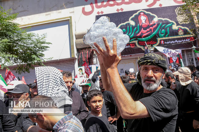 تشییع پیکر مطهر رهبر شهید انقلاب در مشهد / 2