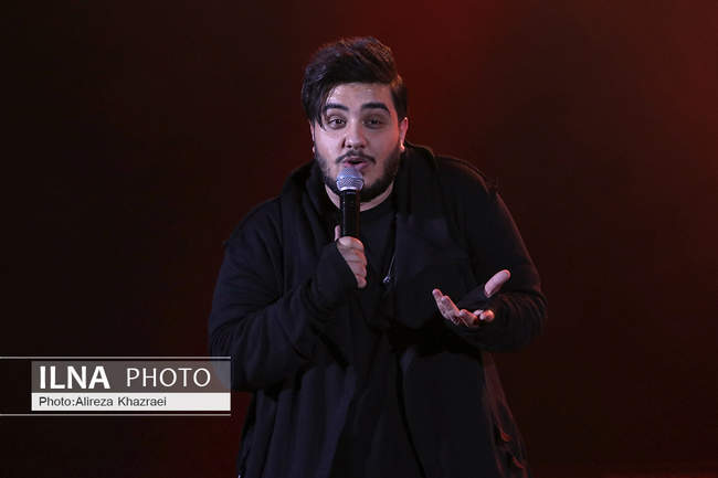 کنسرت آرون افشار در سی و پنجمین جشنواره بین المللی موسیقی فجر