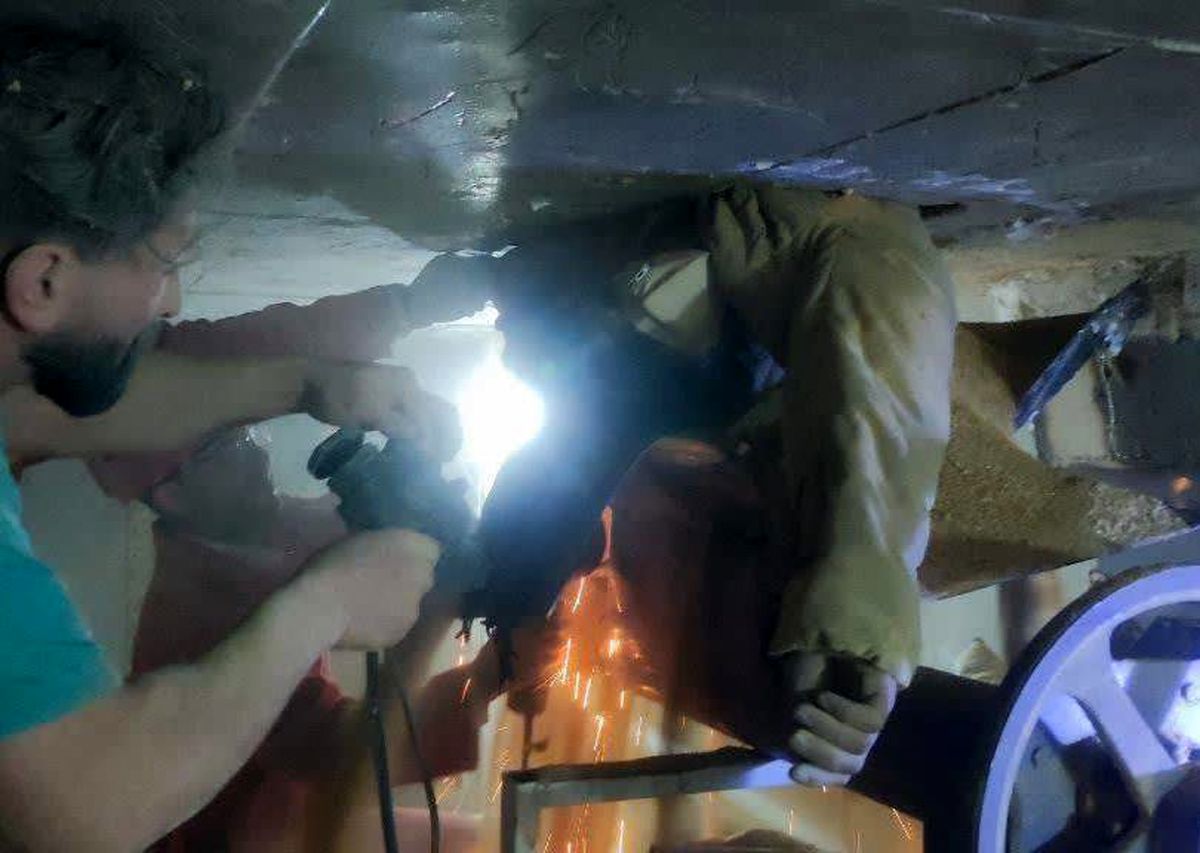 خفگی یک کارگر حین کار با دستگاه مخلوط کن