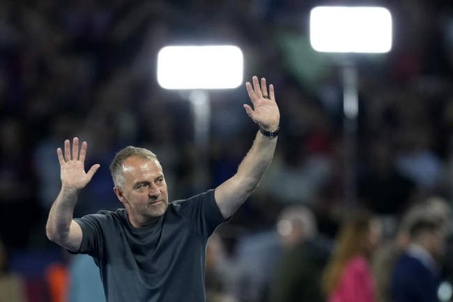 گزارش تصویری جشن قهرمانی بارسلونا در لالیگا 25-2024