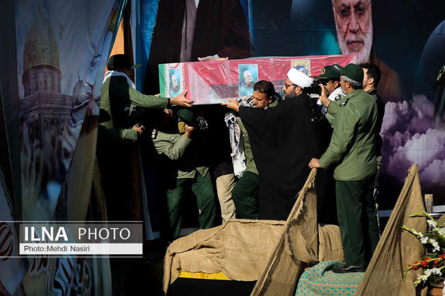 مراسم وداع کرمانی‌ها با پیکر پاک شهید سپهبد قاسم سلیمانی