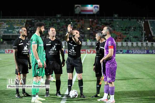 تساوی تیم فوتبال ذوب آهن اصفهان مقابل هوادار 