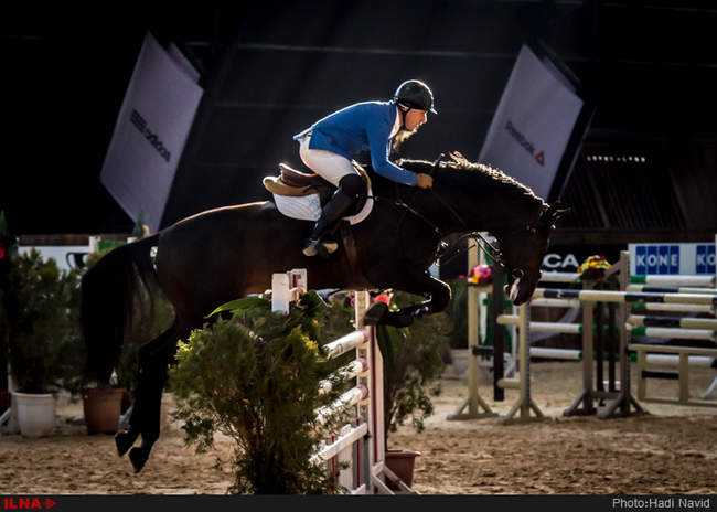مسابقات پرش با اسب جایزه بزرگ-افتتاحیه مانژ سرپوشیده