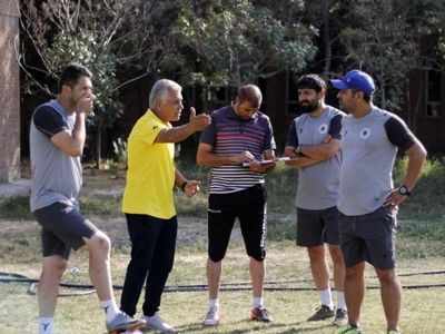 پناهی به کادر فنی تیم علم و ادب پیوست (عکس)