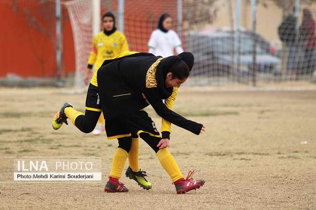 دربی فوتبال  بانوان نوجوان اصفهان 