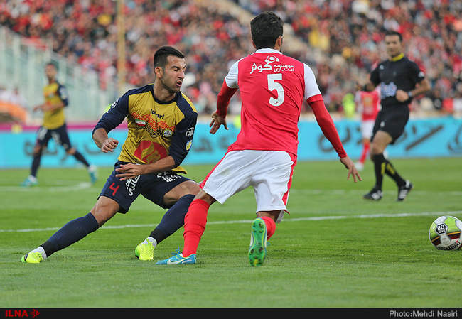 دیدار تیم های پرسپولیس تهران و نفت تهران