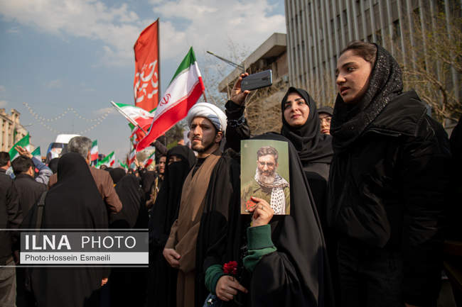 مراسم تشییع پیکر مطهر شهدای ناوشکن دنا / 2