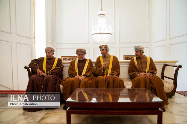 دیدار وزیر خارجه عمان با سرپرست وزارت خارجه ایران